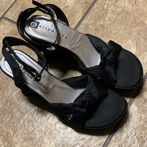 Ellemenno Elegant Black Satin Leather Sole Platform 9M Heels